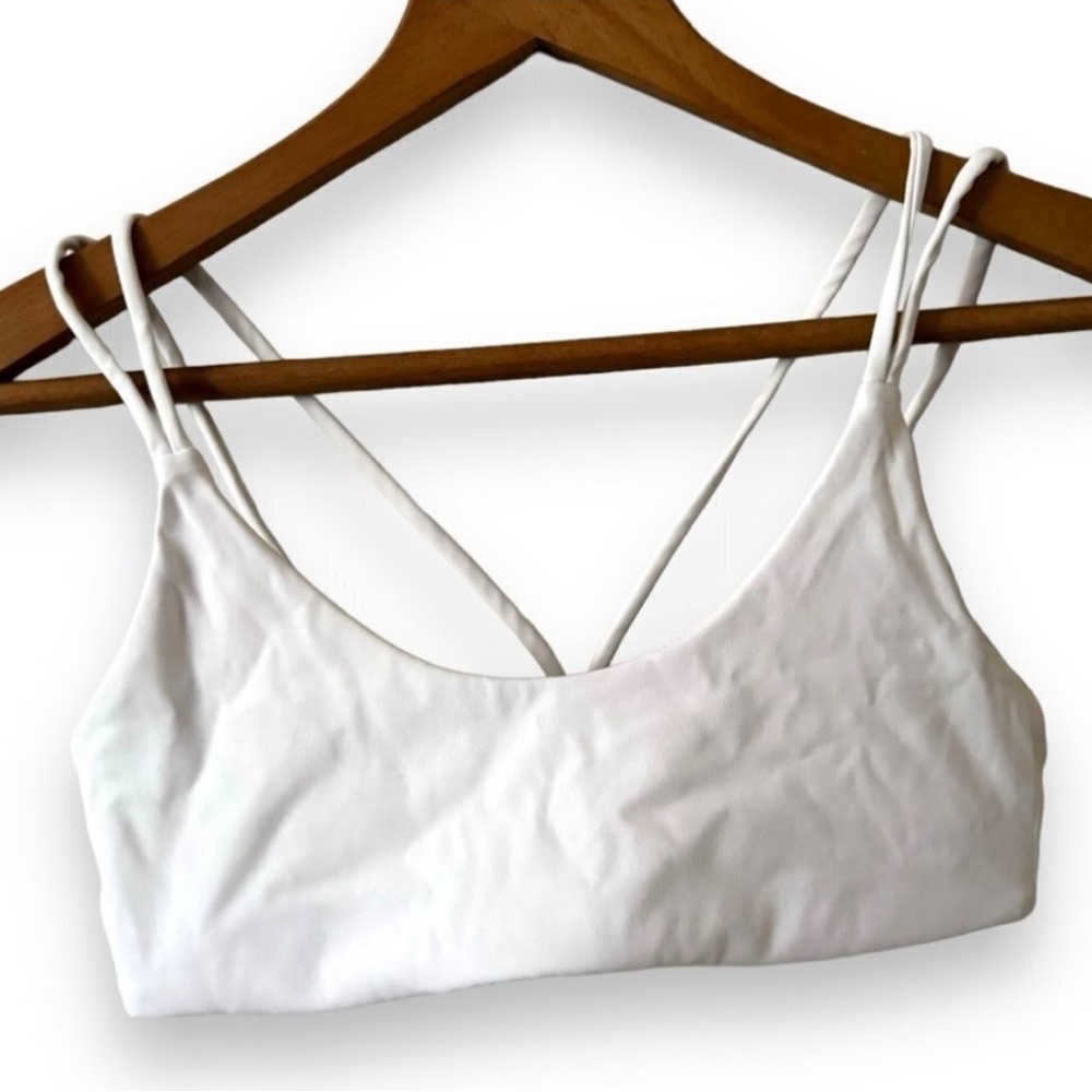 TNA strappy back sports bra S